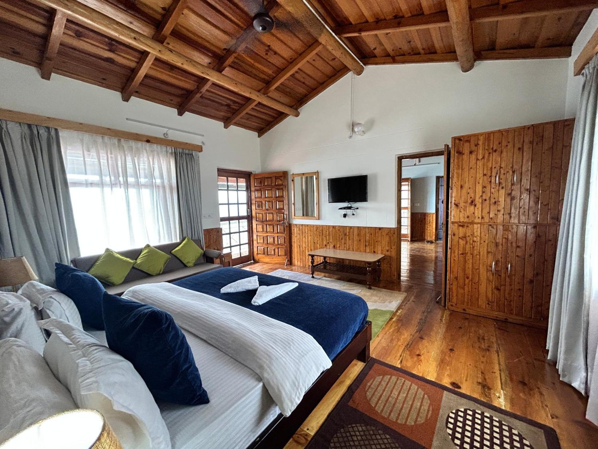 Kasar Himalaya Holiday Resort, Binsar Rd Almora Dış mekan fotoğraf