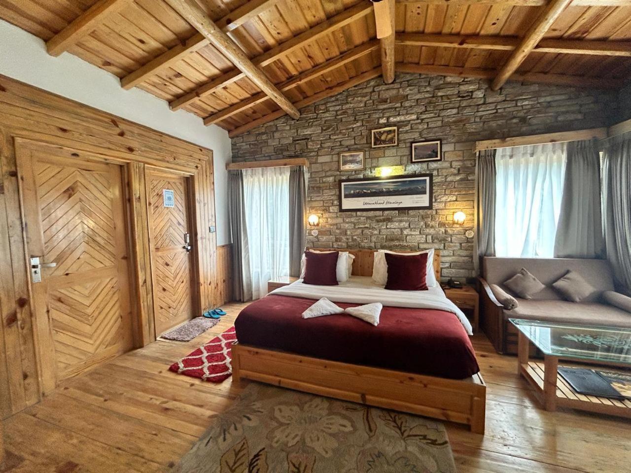 Kasar Himalaya Holiday Resort, Binsar Rd Almora Dış mekan fotoğraf