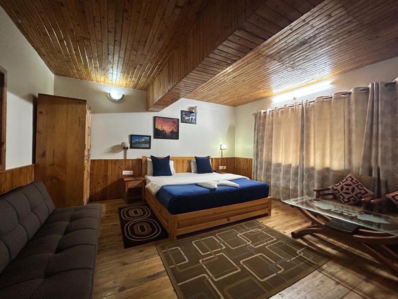 Kasar Himalaya Holiday Resort, Binsar Rd Almora Dış mekan fotoğraf