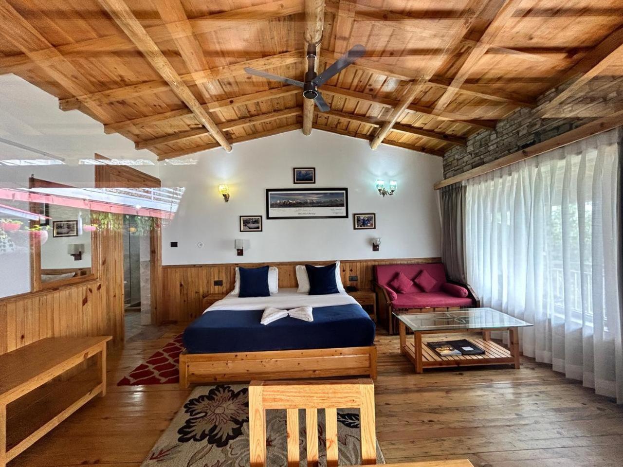 Kasar Himalaya Holiday Resort, Binsar Rd Almora Dış mekan fotoğraf