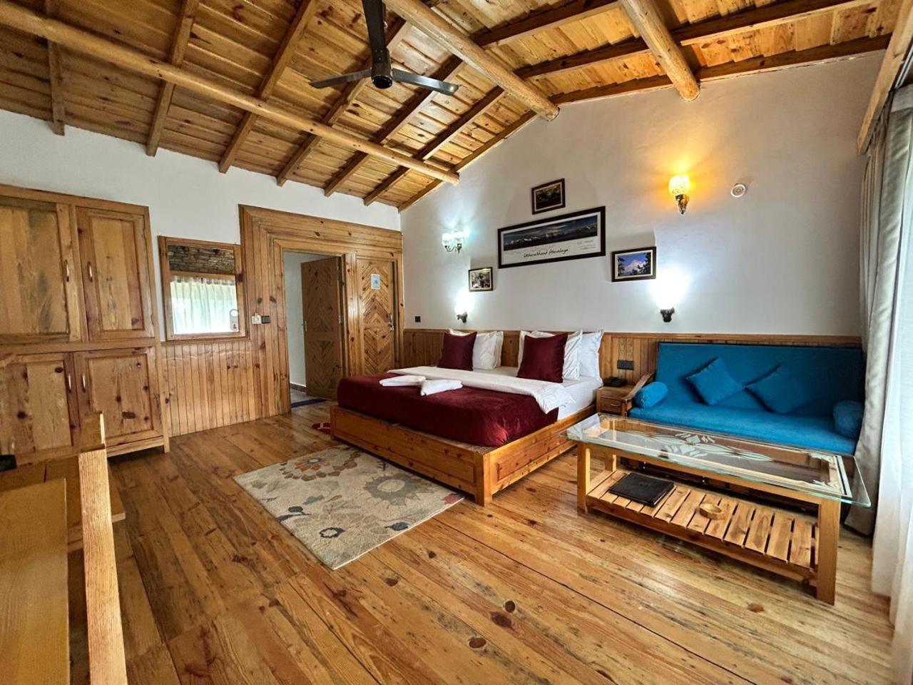 Kasar Himalaya Holiday Resort, Binsar Rd Almora Dış mekan fotoğraf