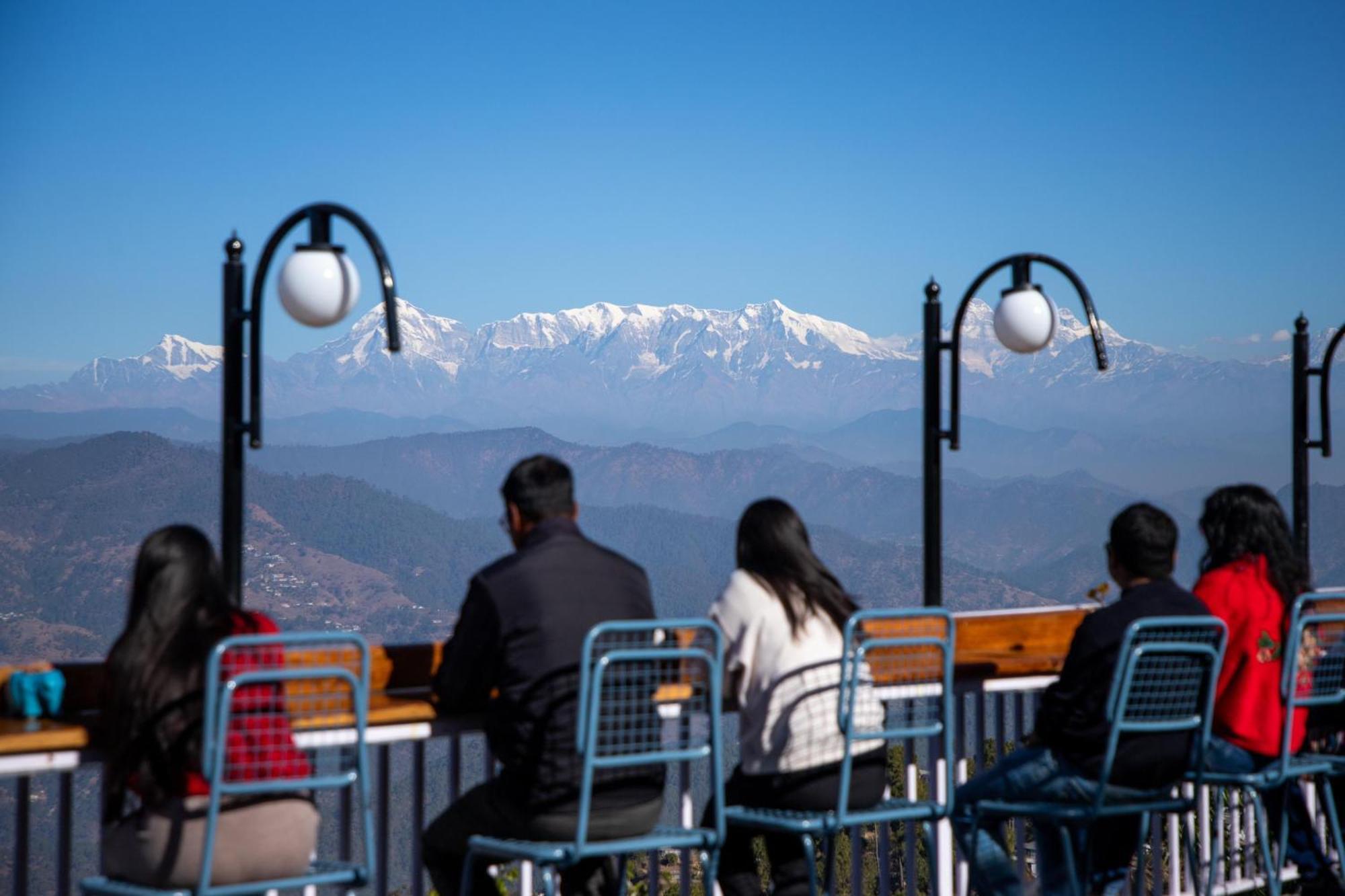Kasar Himalaya Holiday Resort, Binsar Rd Almora Dış mekan fotoğraf